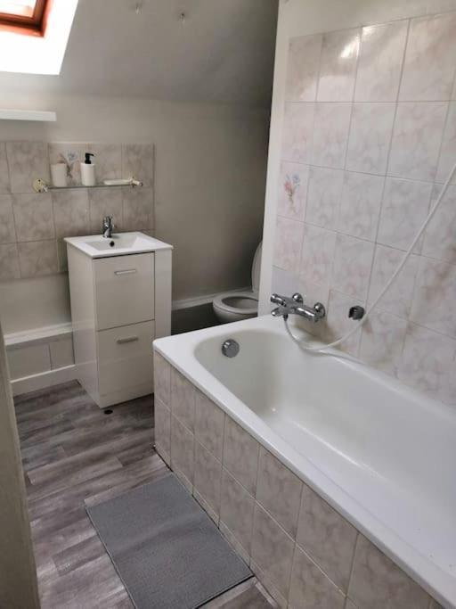 Appartement Saint Thierry Reims Bagian luar foto